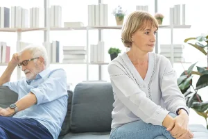 bigstock-Stress-Unhappy-Senior-Couple-476948179-300x200 Blog new